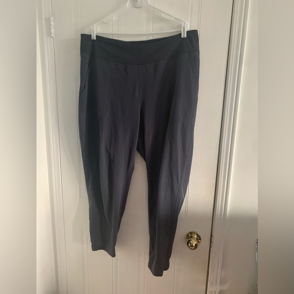 Patagonia Women Happy Hike Studio Pants XL - Picture 2 of 7